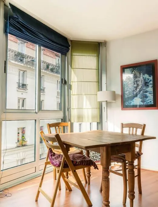 Charmant 3p. Calme, Spacieux Et Lumineux. 90 M2 Апартаменты Париж